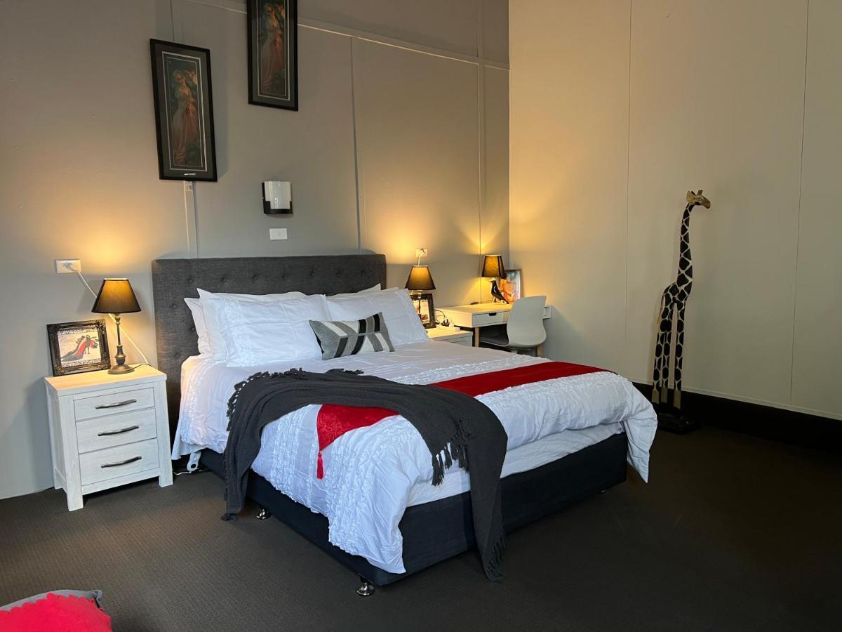 Longhorn Ranch Apartments Orbost Bagian luar foto